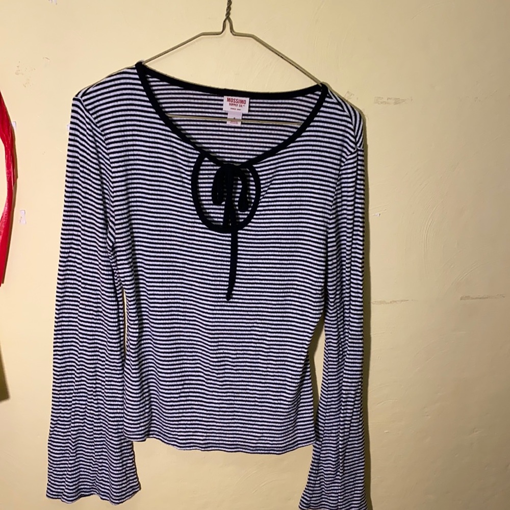Long sleeve cute shirt